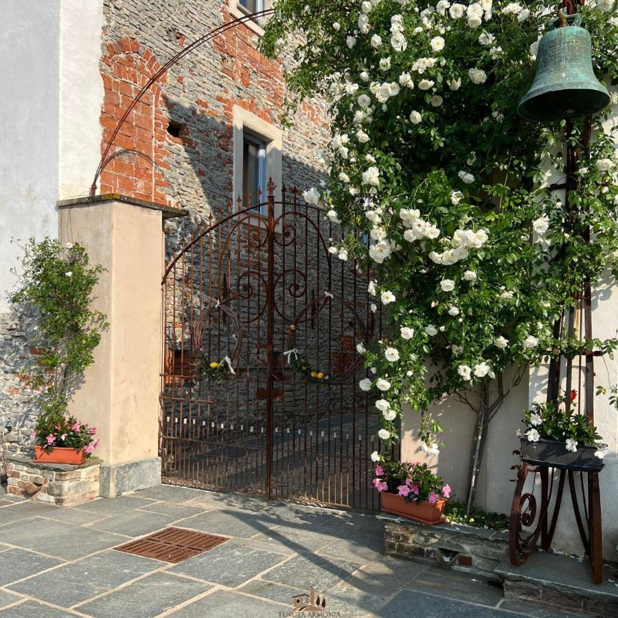 Tenuta Armonia Clavesana Exteriör bild