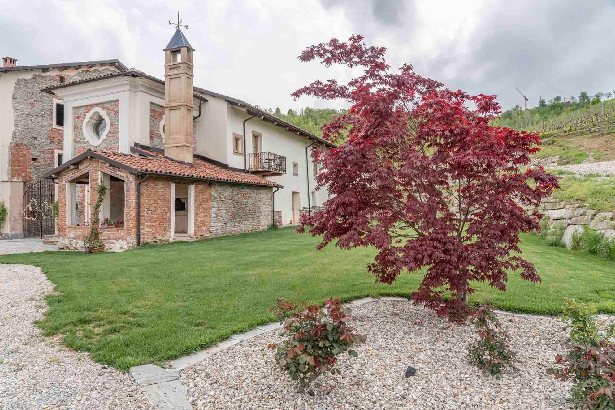 Tenuta Armonia Clavesana Exteriör bild